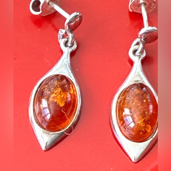Jewelry - Amber Cabochon Drop Earrings - Silver Tone
